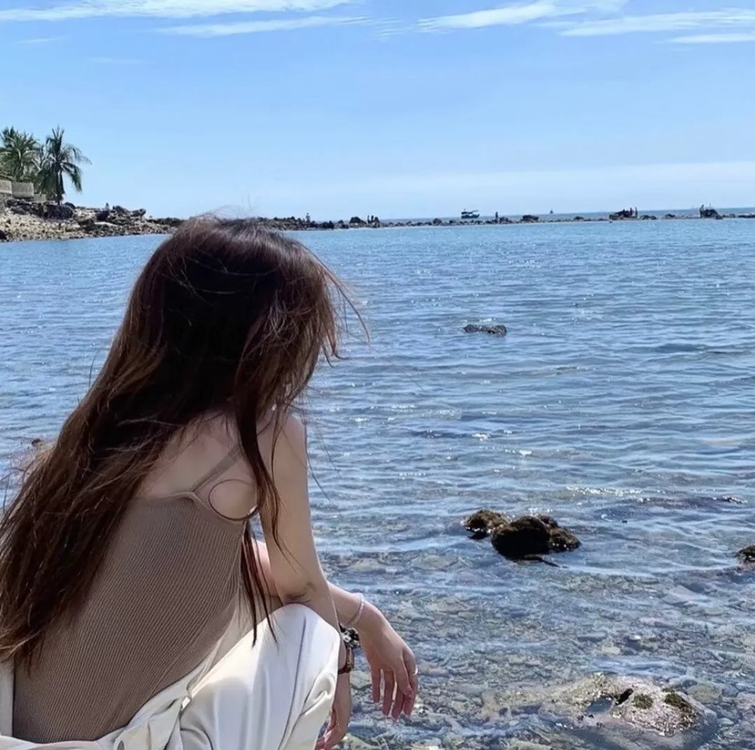 小胸维妮的幸福旅程